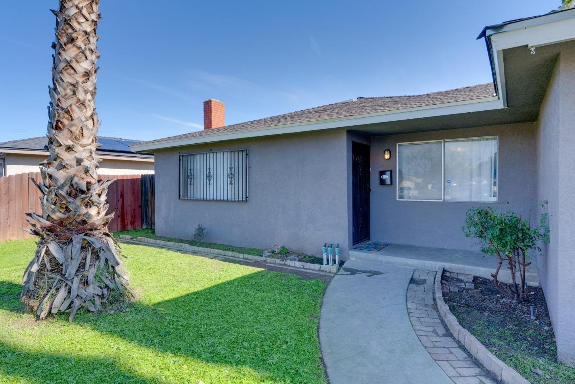 Breezy Fresno Home - Near Airport And Downtown Exterior foto