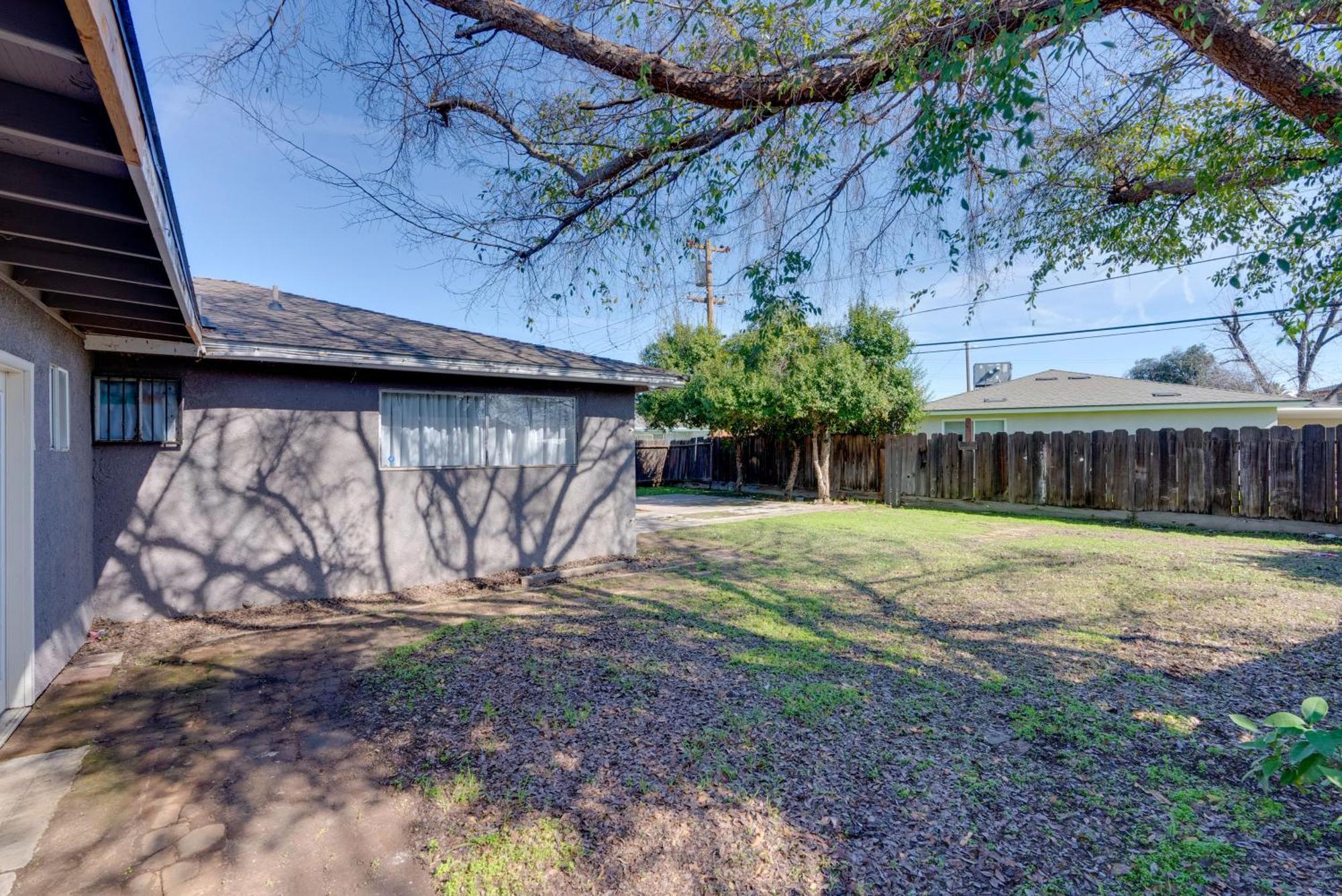 Breezy Fresno Home - Near Airport And Downtown Exterior foto